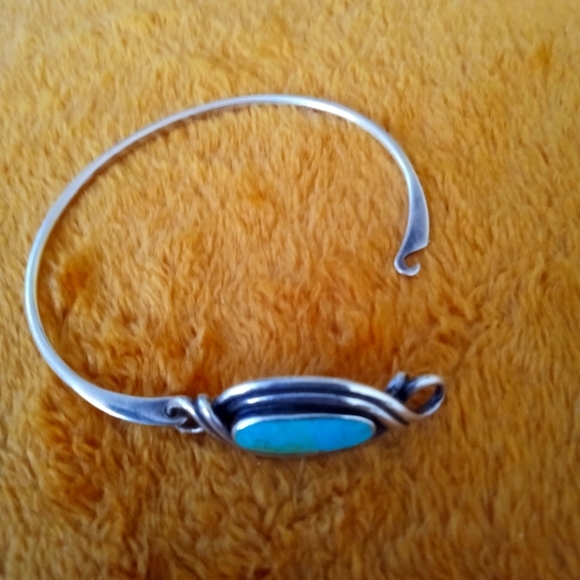 VINTAGE BRACELET - Picture 2 of 4